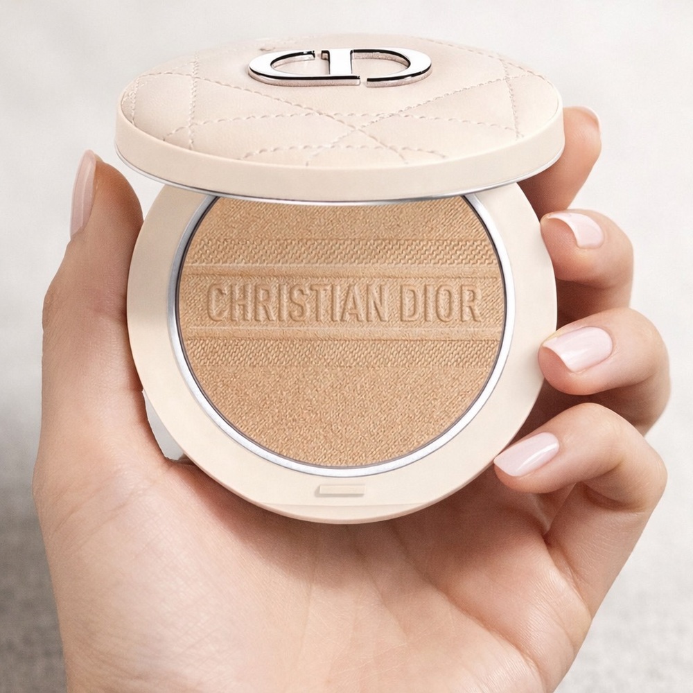 Dior Forever Couture Luminizer-Limited Edition- 001 Golden Cruise - Picture 1 of 4